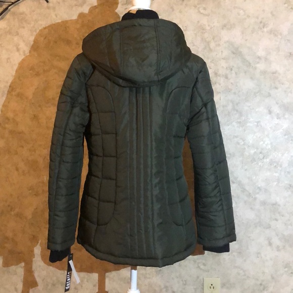 Details Woman’s Hoodie Coat - Picture 6 of 8